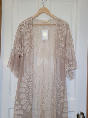 NWT Rebellion Again - Beige & Cream Sheer Kimono Duster
